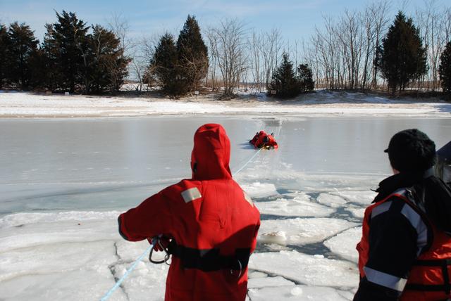 Retrieving a victim using the pull rope.